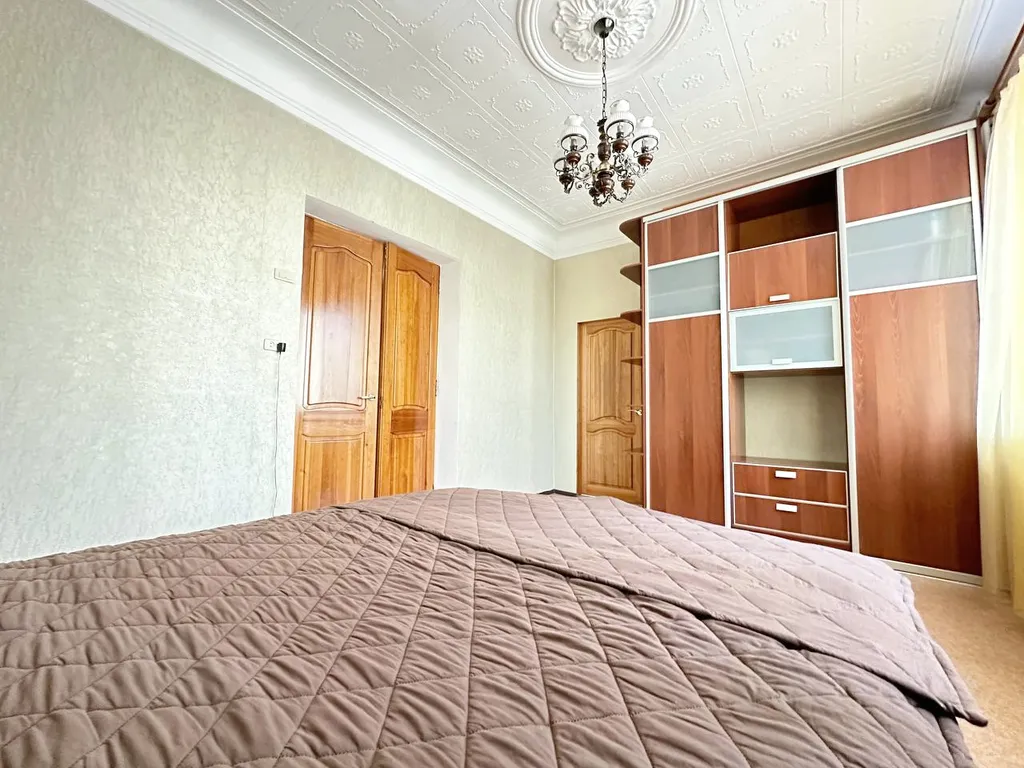 3-комнатная квартира в центре с кондиционером