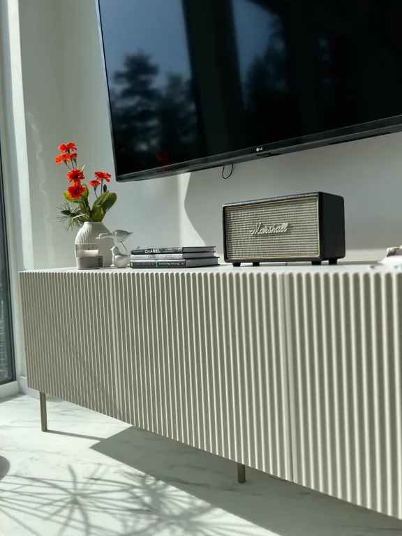 Стильный дом на берегу Ладожского озера с панорамным видом