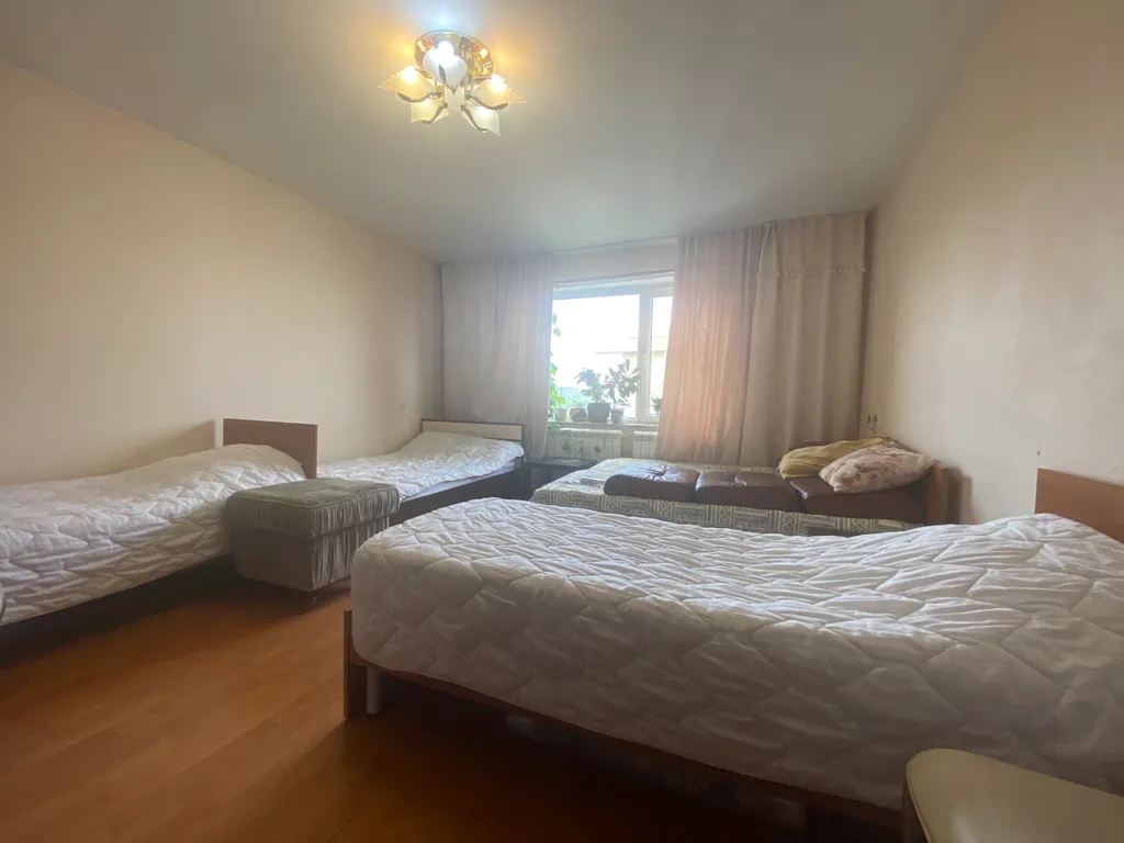 4-комнатная Квартира