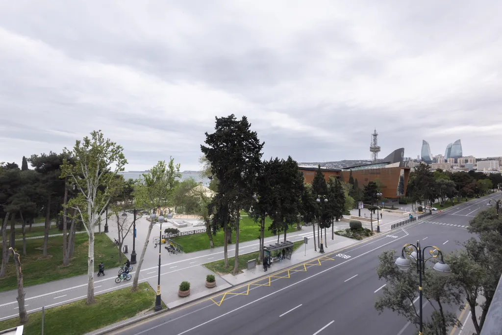 Апартаменты с видом на море около метро Сахиль