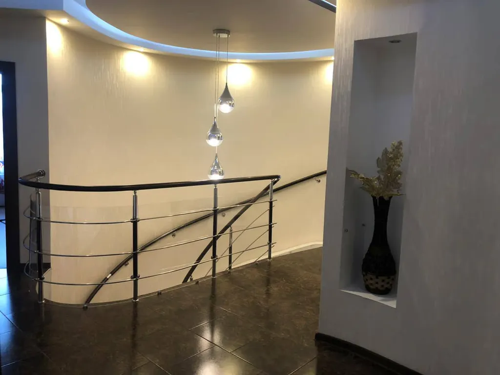 Уютный дом с дизайнерским ремонтом