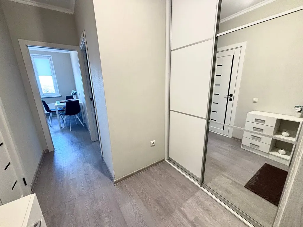 Квартира у озера