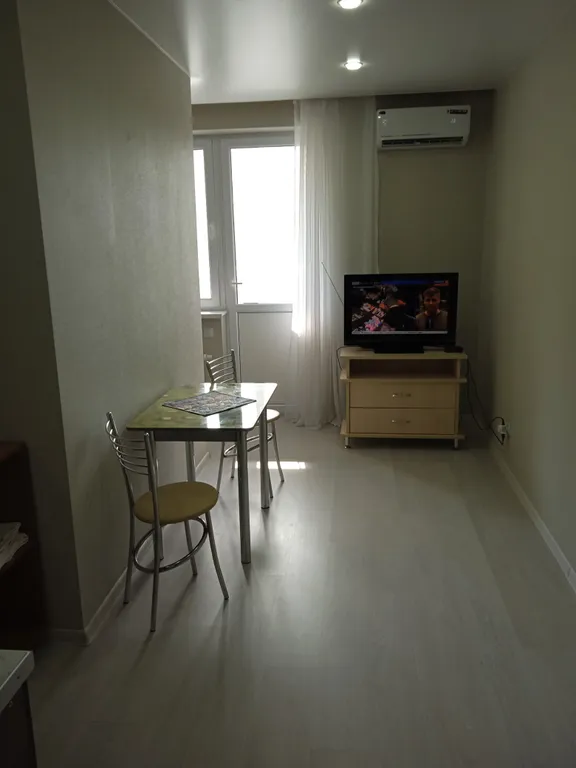 Квартира Уютная квартира-студия,рядом всё, две пятерки, магнит, магазины все — Краснодар