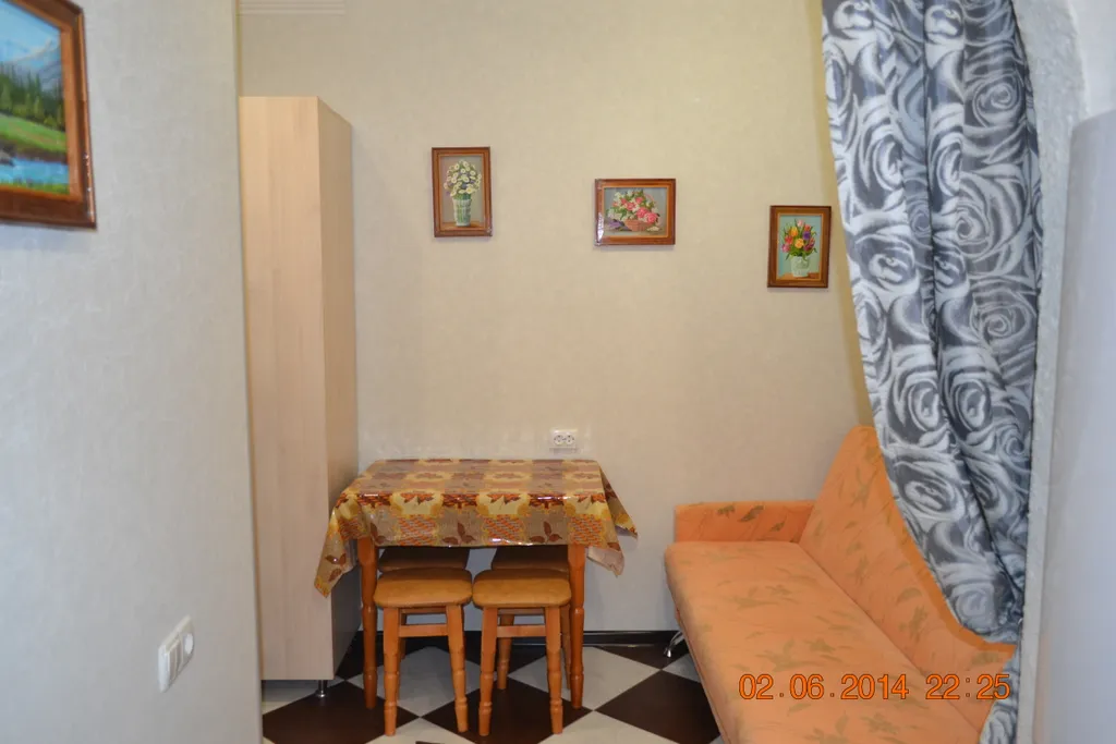 Квартира 2-комнатная Квартира — Евпатория