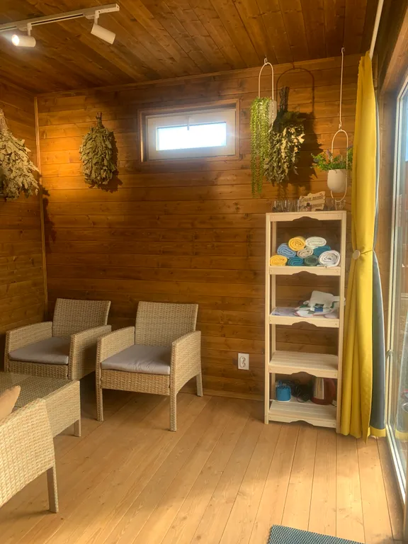 Треугольный Дом Луна