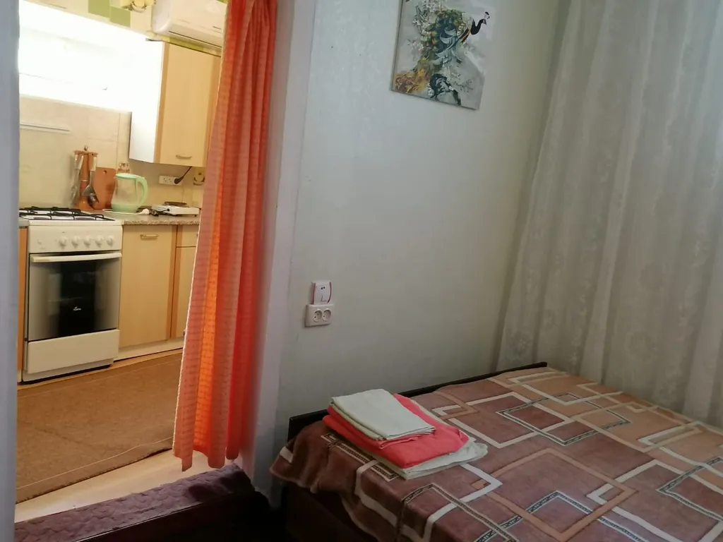 Уютная квартира в трёх минутах ходьбы до Массандровского пляжа