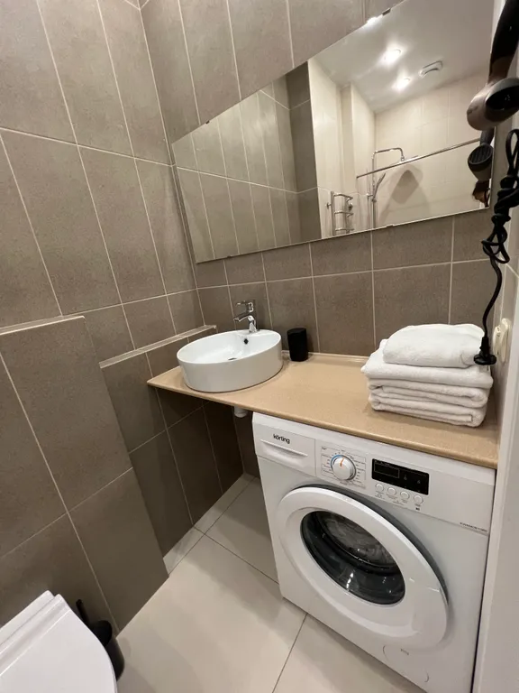 Красивая студия в центре, рядом Белоусовский парк