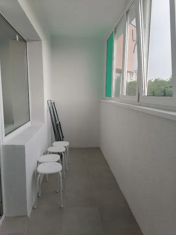 Уютная евротрешка возле парка Гагарина