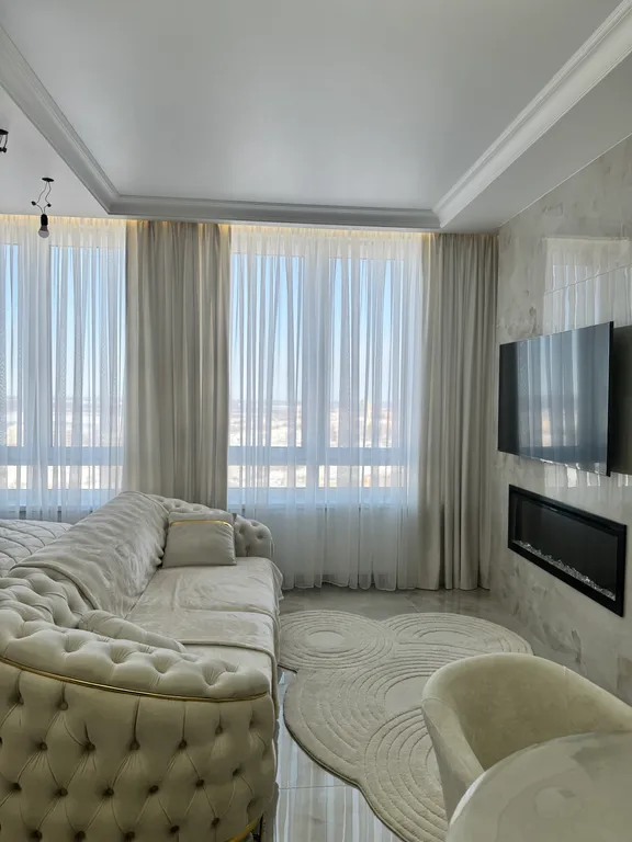 Апартамент с камином