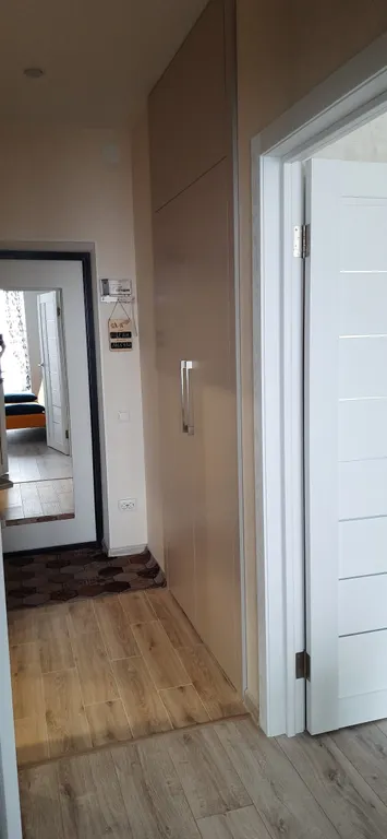 Квартира Yellow sofa (Желтый диван) ApartmentsУютная  квартира в элитном районе — Мирное