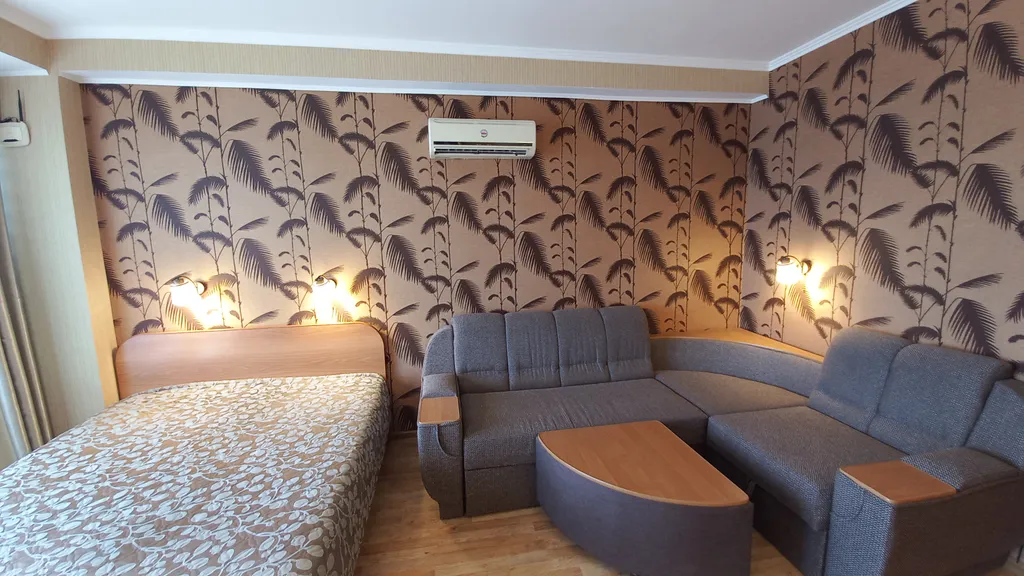 Комфортный номер Морская душа в 10 метрах от пляжа с видом на море