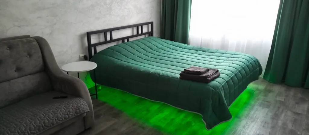 Квартира Аппартаменты с парящей кроватью — аренда посуточно в Рубцовск