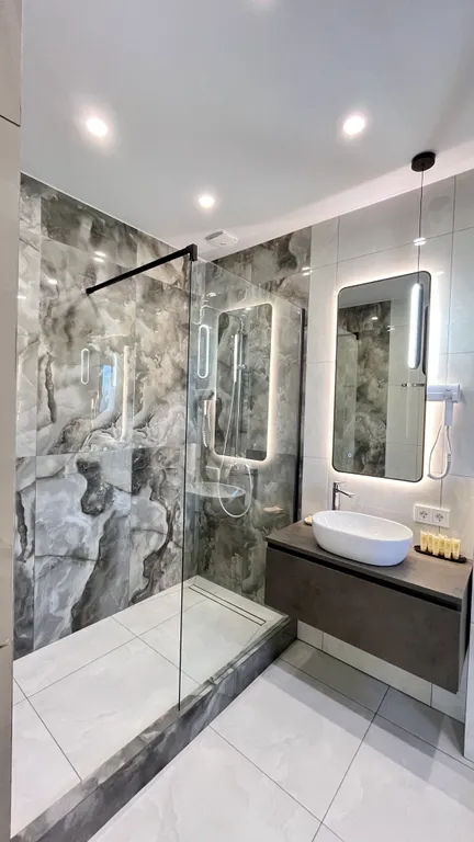 Коттедж с баней, бассейном и бунгало