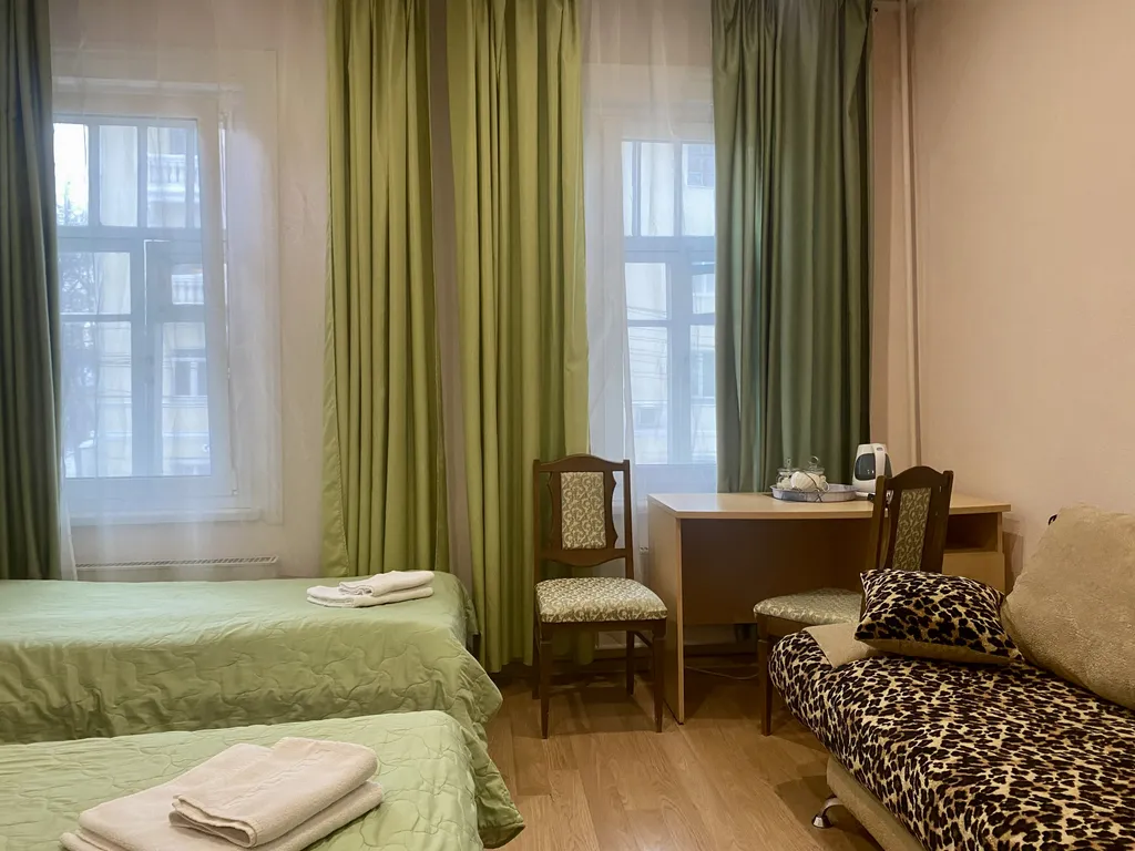 Квартира Квартира 4-местный "Эконом" с раздельными кроватями (санузел общий на 2 номера) — Ярославль