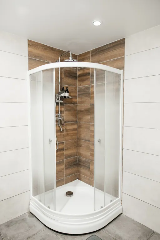 Уютный домик в кедровом лесу