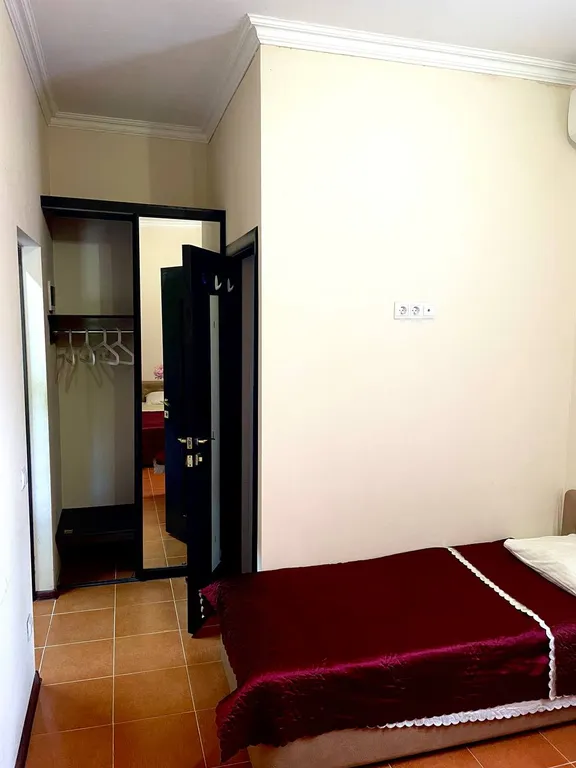 Трехместный номер с удобствами