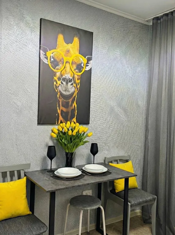 Апартаменты с балконом на 8 этаже