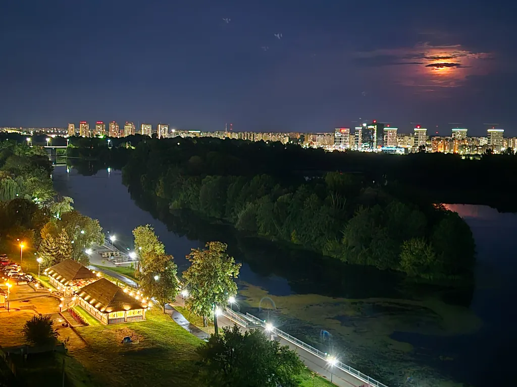 Видовая квартира на Набережной