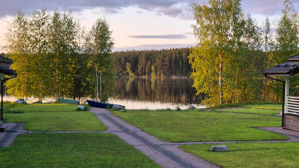 Коттедж Уютнейший дом с роскошным видом на озеро и пляжем.Карелия совсем рядом — Ларионово