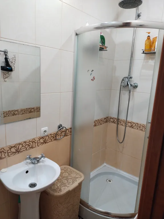 Коттедж Дом отдельнный двухэтажный коттедж для семейного отдыха — Ялта