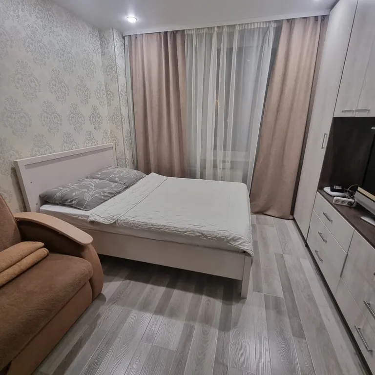 Просторная квартира — аренда посуточно в Пермь