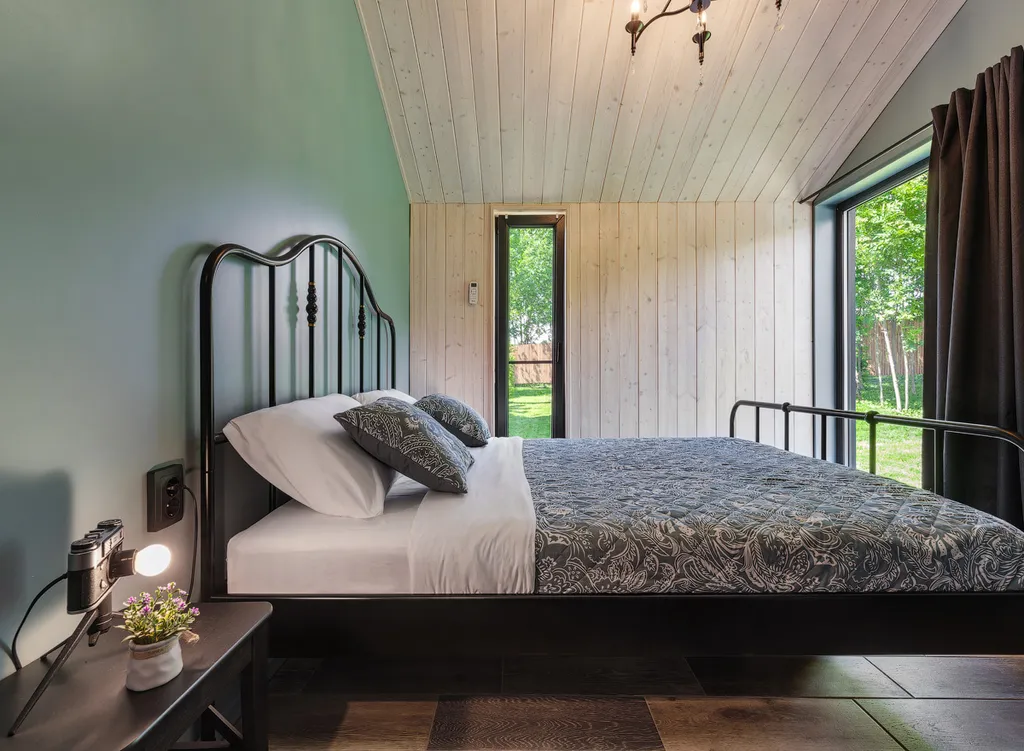 Иван-дача рядом с парком Кудыкина гора