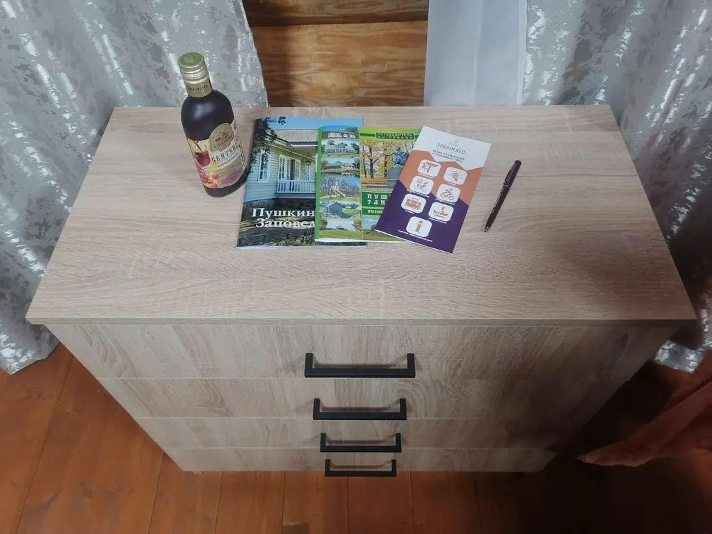 Новый бревенчатый дом в центре