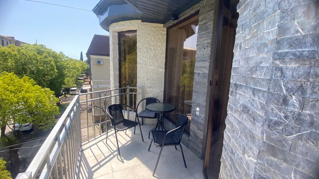 Апартамент с видом на море и город