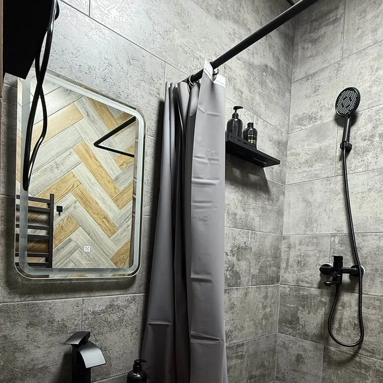 Уютная студия с двумя кроватями 120х200 см