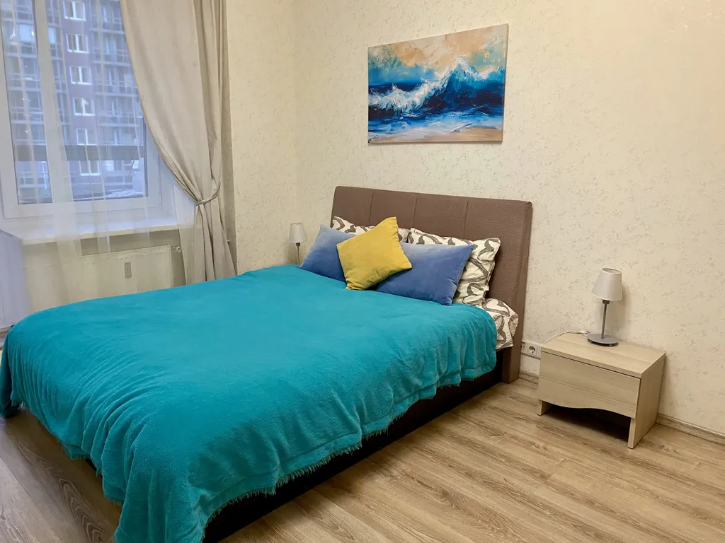 Евродвушка у метро - 400 метров!