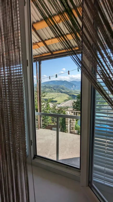 Уютная квартирав в Гунибе, с прекрасным видом с балкона на горы