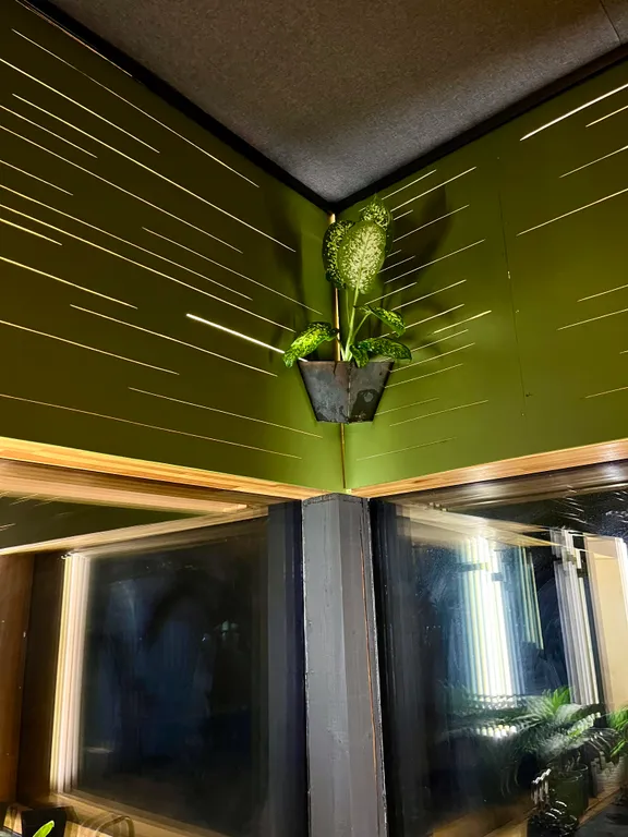 Домик на озере