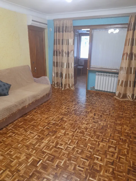 Уютная квартира в центре посёлка