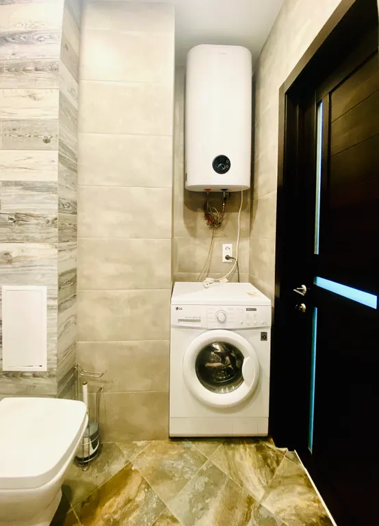 Евро трёхкомнатная современная квартира в экологически чистом районе