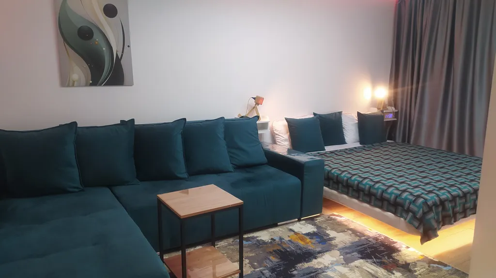 Апартаменты с видом на реку и лес (закаты, рассветы, пение птиц)