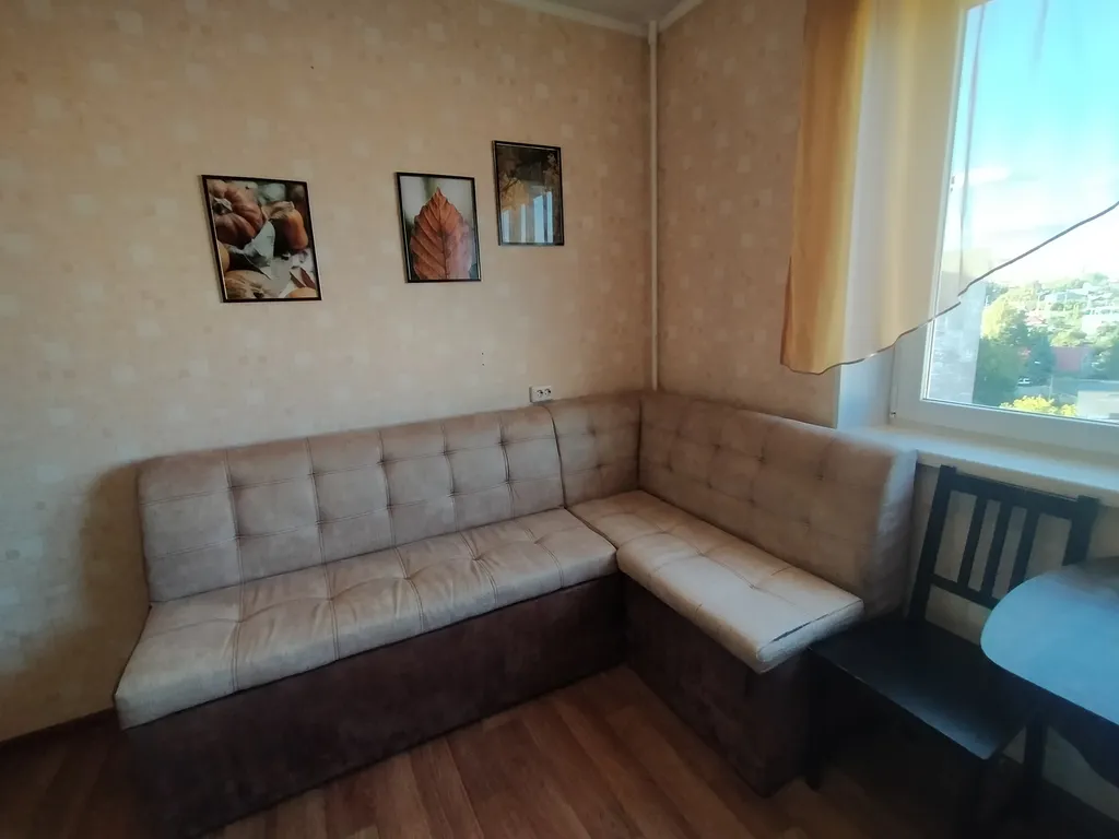 Квартира рядом с ТРЦ Родник