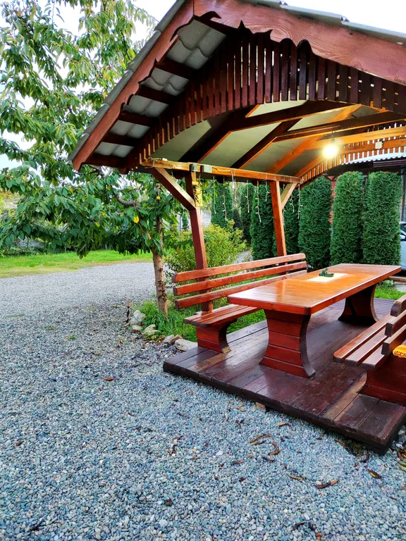 Дом "Тульский пряник", рядом с термальным источником "Псыгупс".