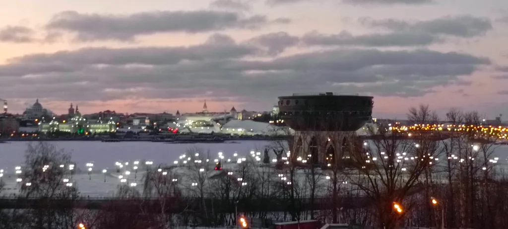 Квартира рядом с главной Елкой с панорамным видом на Кремль и Ривьеру