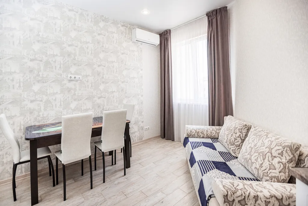 Квартира Квартира в ЖК Изумрудный город на берегу моря с бассейном — Геленджик