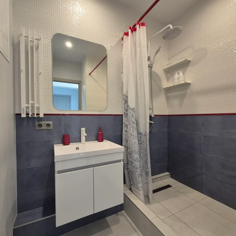 Квартира рядом с парком и метро