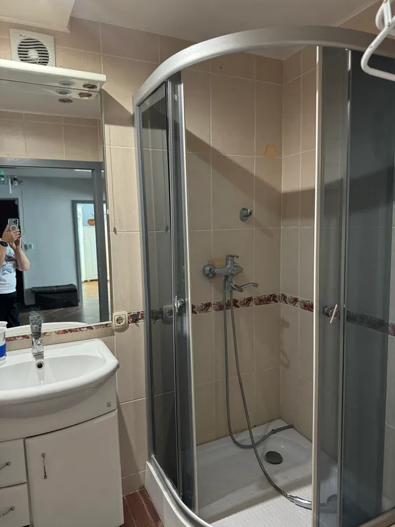 Уютная квартира в самом центре города, есть кондиционер