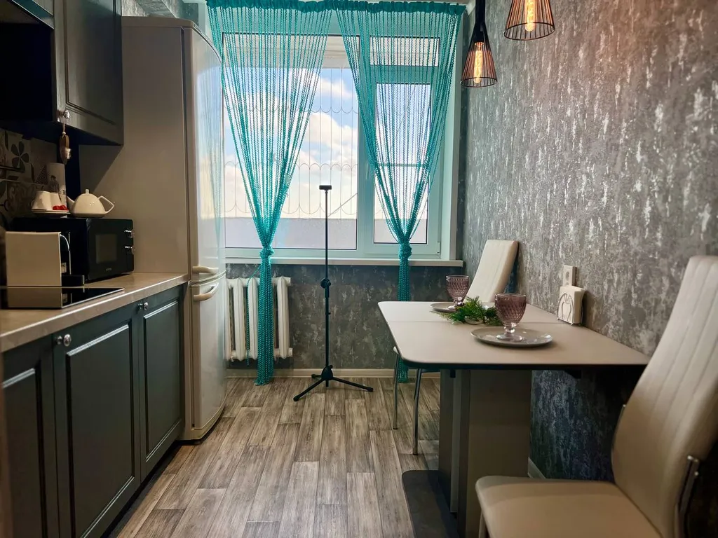 Пентхаус с видом на город. Круглая кровать+ диван