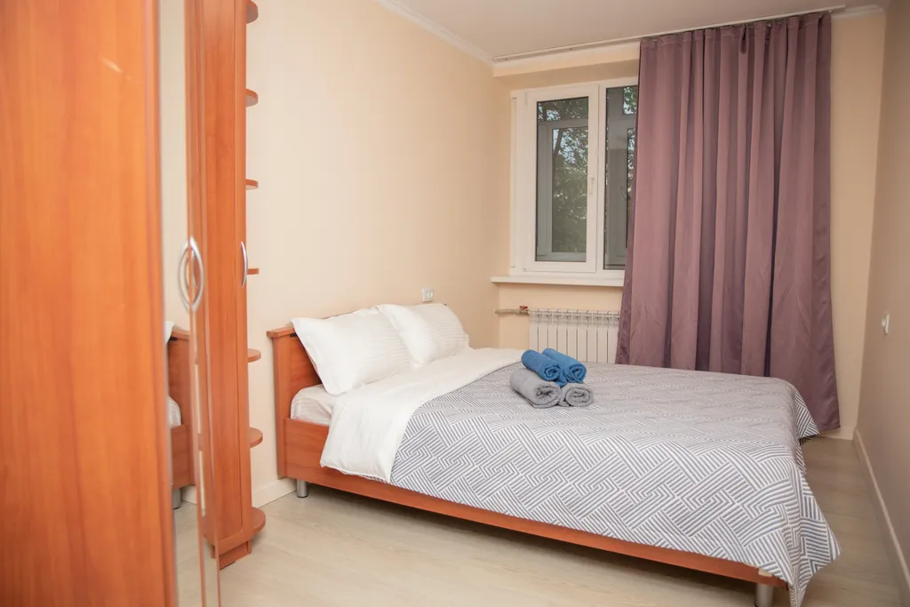 Квартира в доме с муралом в Золотом квадрате