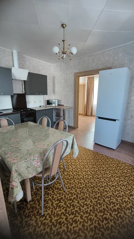 Целый дом, рядом море, центральный рынок и несколько парков