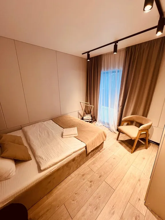 Новый стильный дом с купелью и сауной