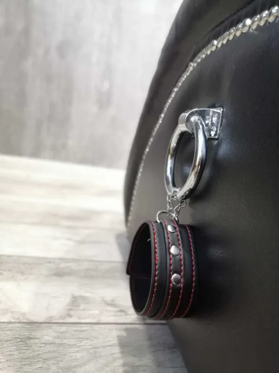 Красная комната Настроение