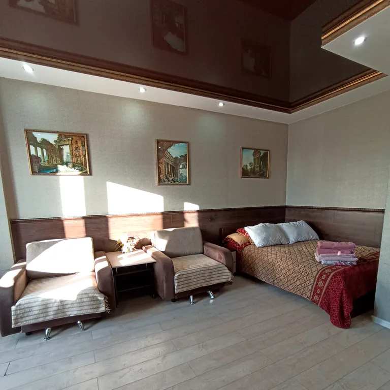 Квартира-студия с дизайнерским ремонтом в лучшем районе города