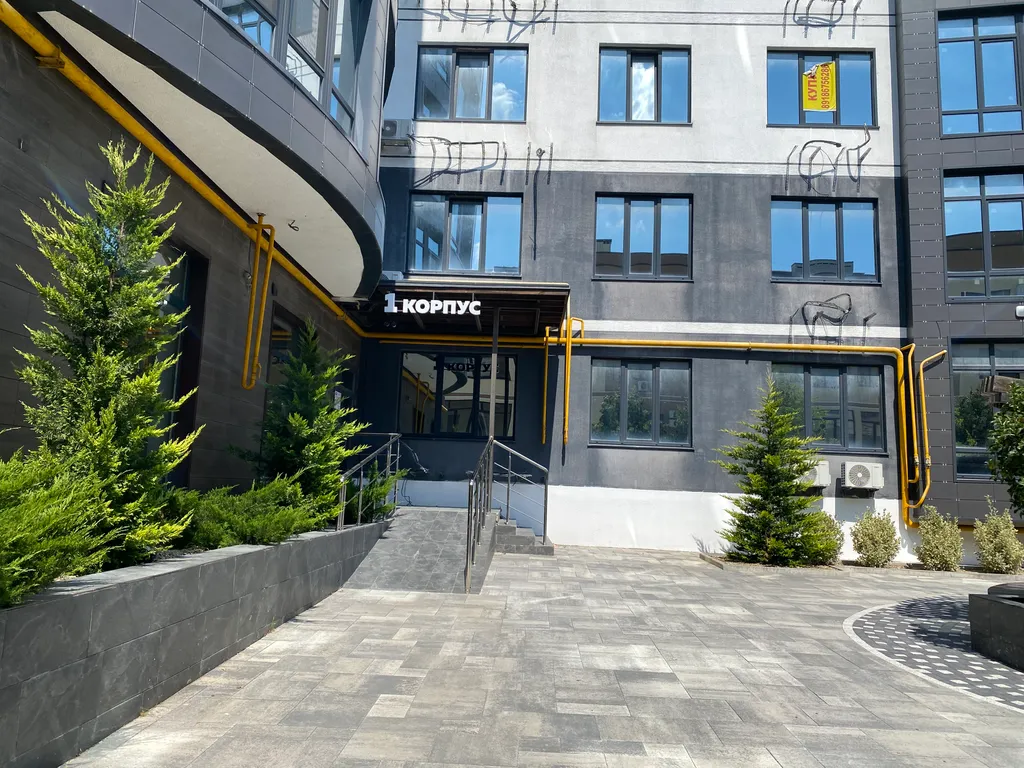 Стильная квартира в 10 минутах от моря пешком