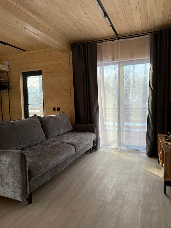 Панорамный дом с видом на реку