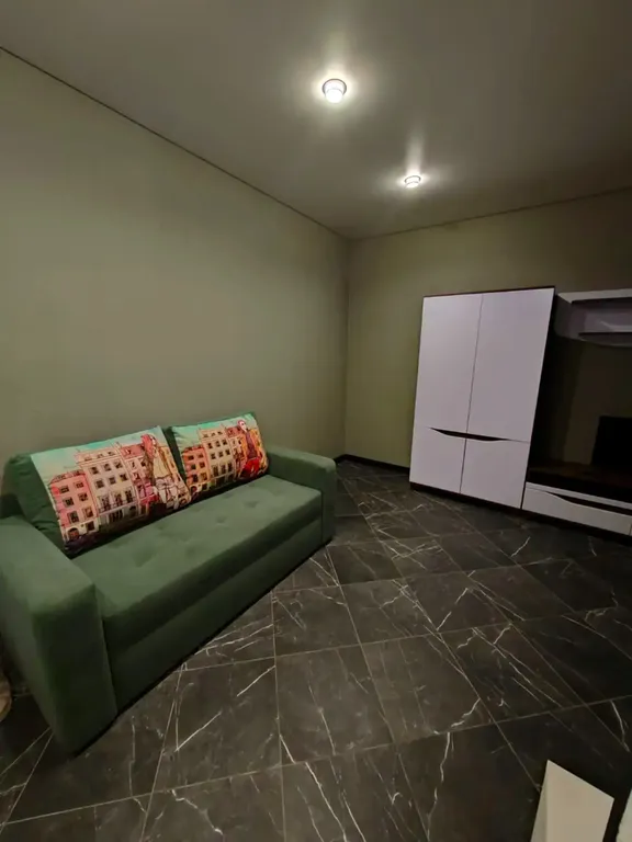 Стильная квартира в зеленых тонах